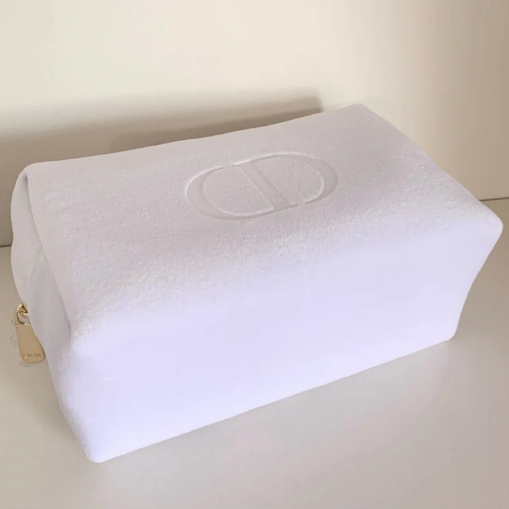 NEW Dior furry zippy pouch